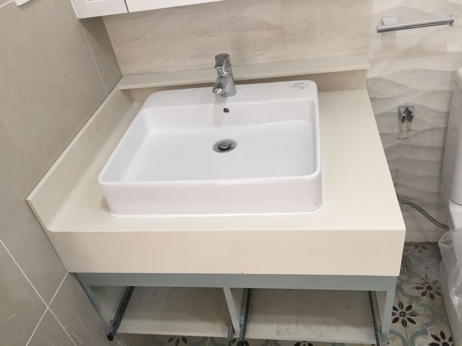 Đá LG - G235 Candy White Đá LG - G235 Candy White